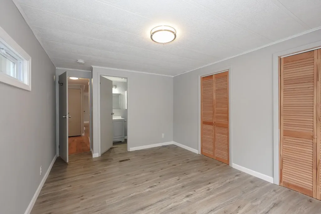 62 Roger Road Goffstown NH 03045