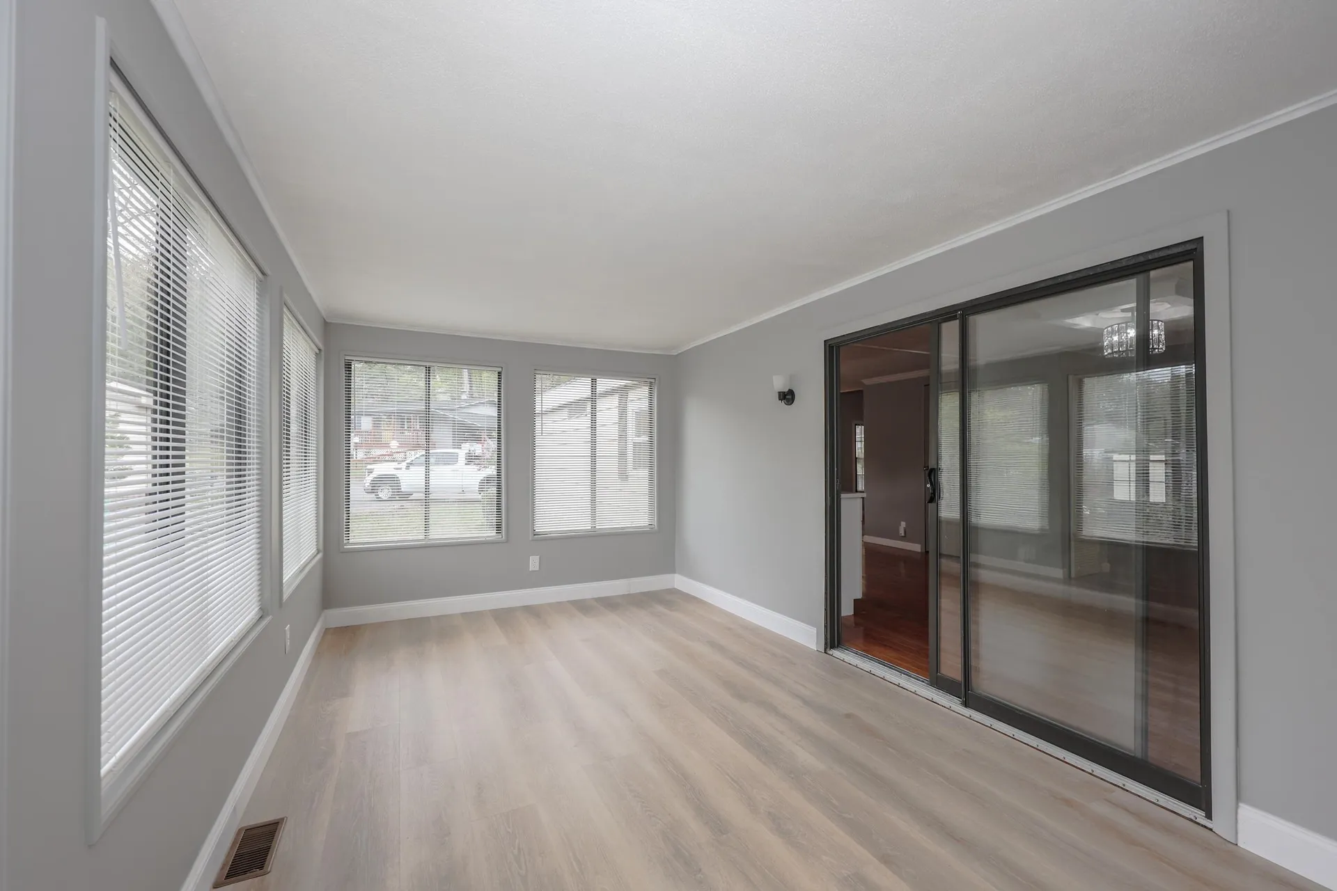 62 Roger Road Goffstown NH 03045