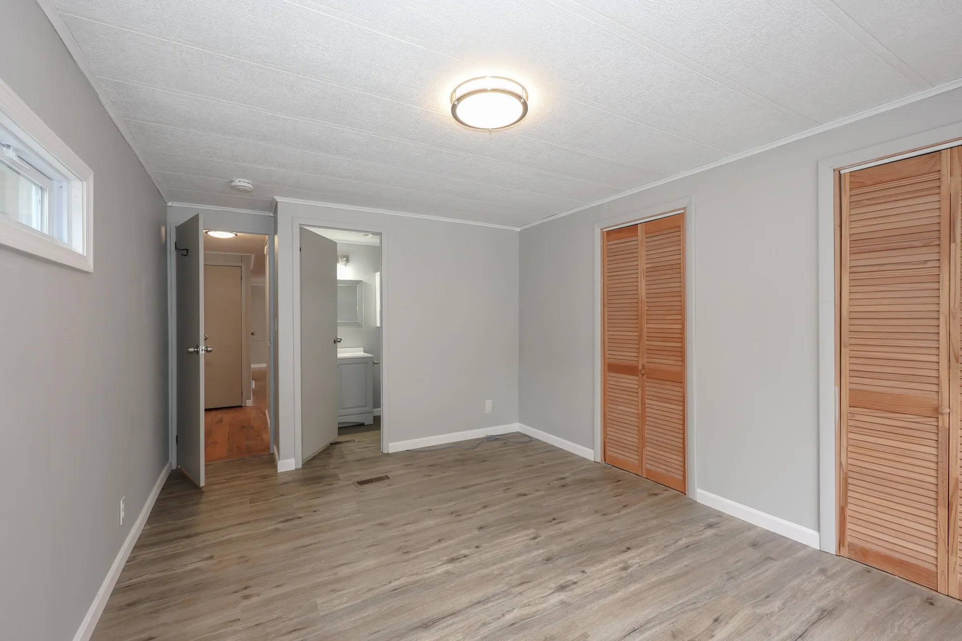 62 Roger Road Goffstown NH 03045