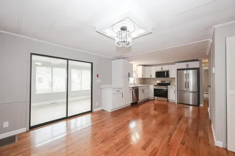 62 Roger Road Goffstown NH 03045