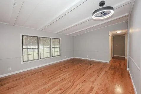 62 Roger Road Goffstown NH 03045