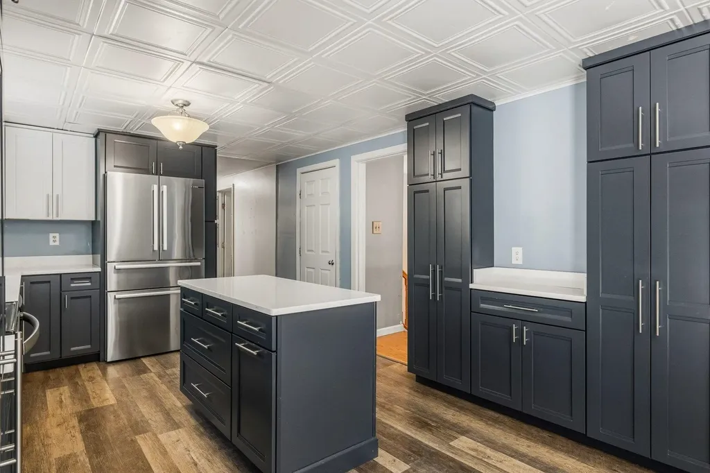 28 Beech Hill Road Exeter NH 03833