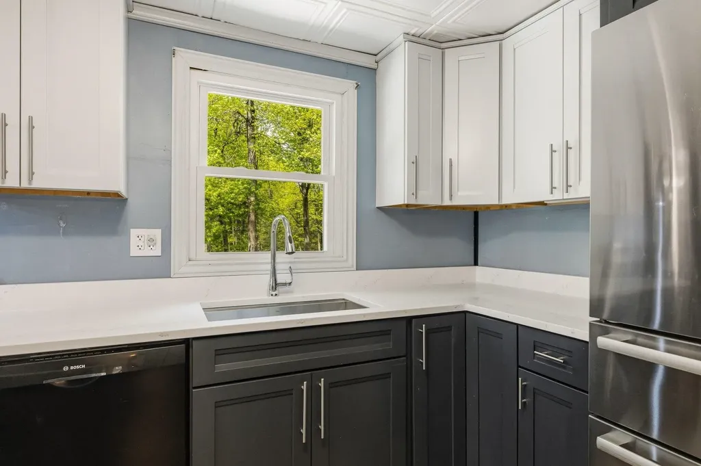 28 Beech Hill Road Exeter NH 03833