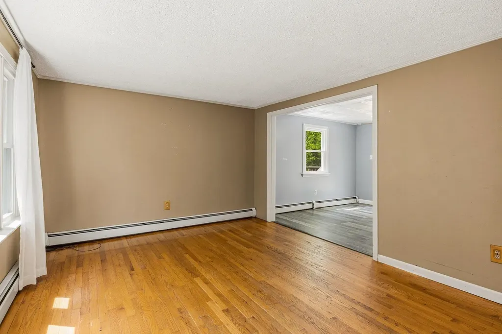 28 Beech Hill Road Exeter NH 03833