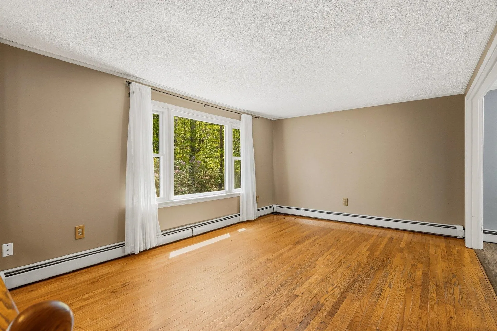 28 Beech Hill Road Exeter NH 03833