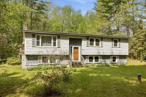 28 Beech Hill Road Exeter NH 03833