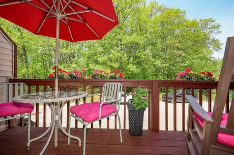 31 Stanstead Place Nashua NH 03063