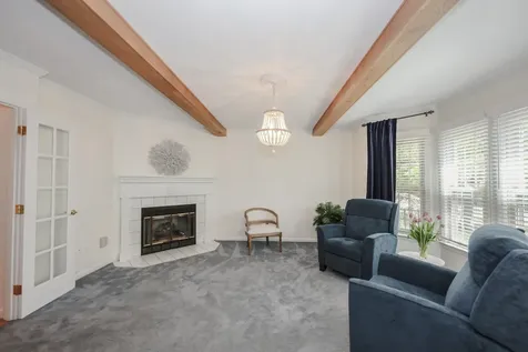 31 Stanstead Place Nashua NH 03063