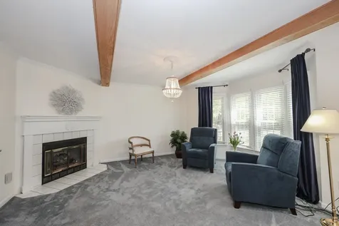 31 Stanstead Place Nashua NH 03063