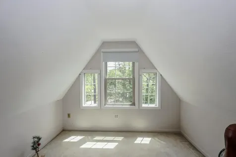 31 Stanstead Place Nashua NH 03063