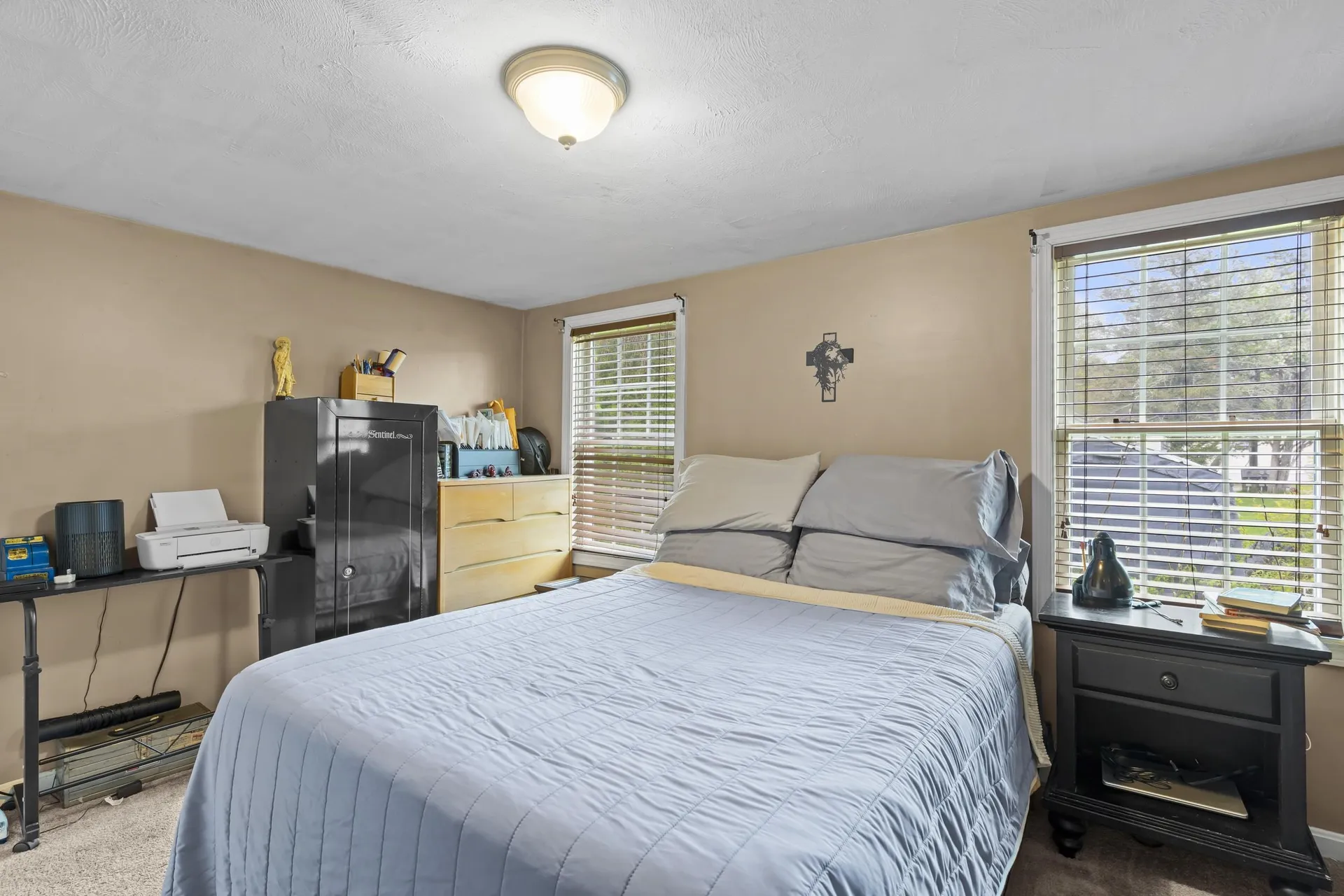 53 Hilton Avenue Exeter NH 03833-4131