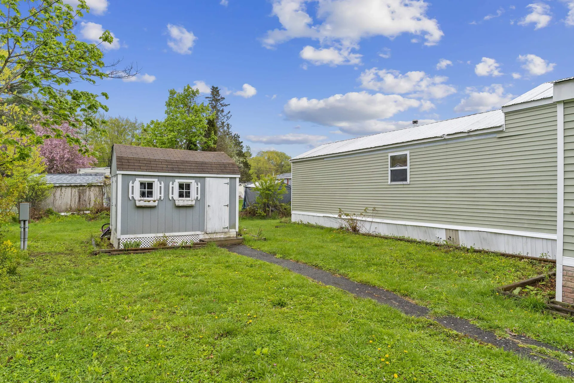 53 Hilton Avenue Exeter NH 03833-4131