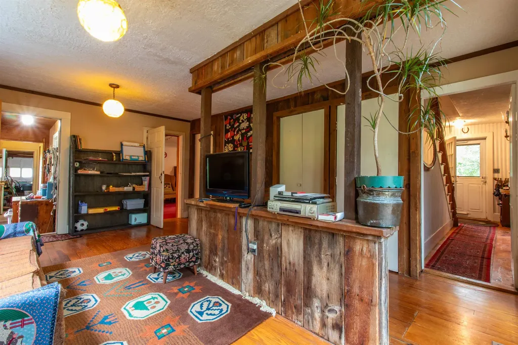 75 Tater Street Mont Vernon NH 03057