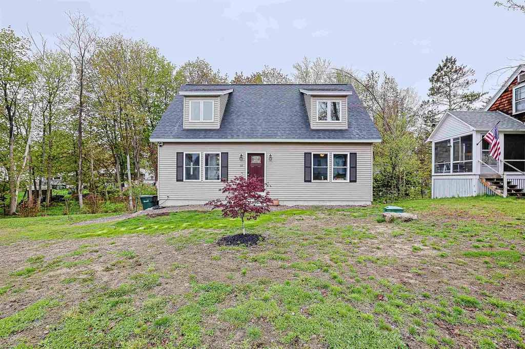 18 Gilman Street Laconia NH 03246