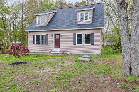 18 Gilman Street Laconia NH 03246