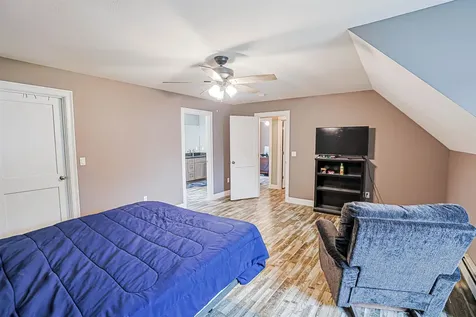 18 Gilman Street Laconia NH 03246