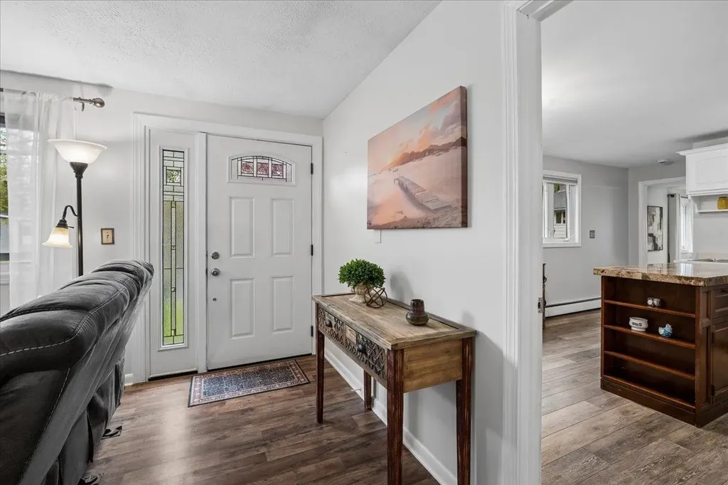 36 Oakwood Circle Milford NH 03055