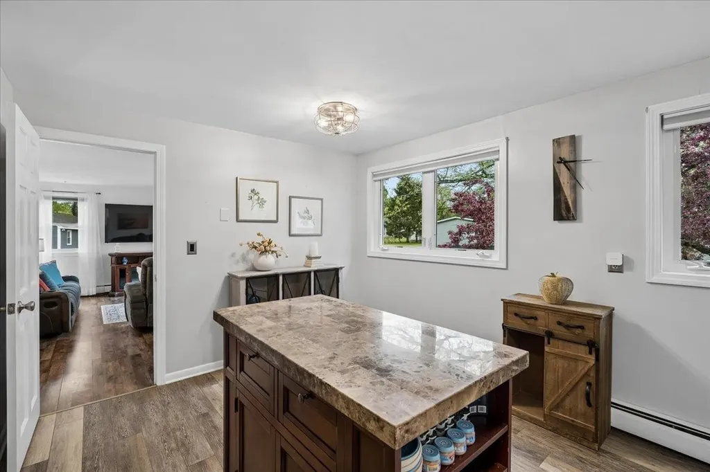 36 Oakwood Circle Milford NH 03055