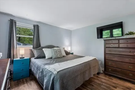36 Oakwood Circle Milford NH 03055
