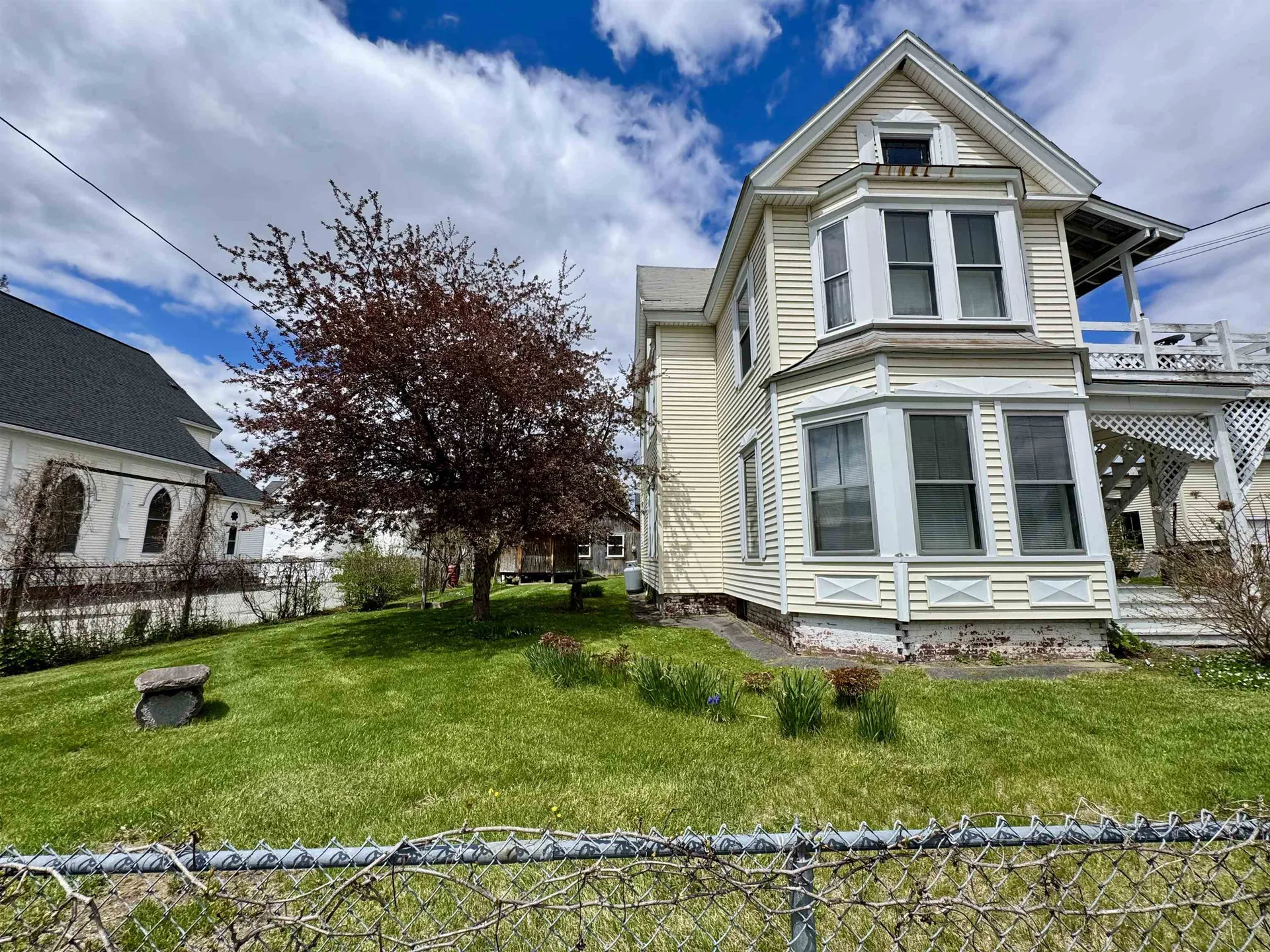 11 Pine Street Haverhill NH 03785