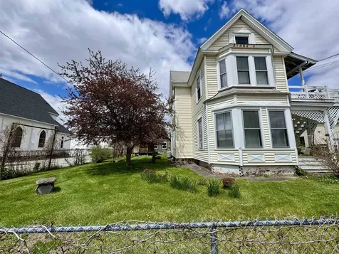 11 Pine Street Haverhill NH 03785