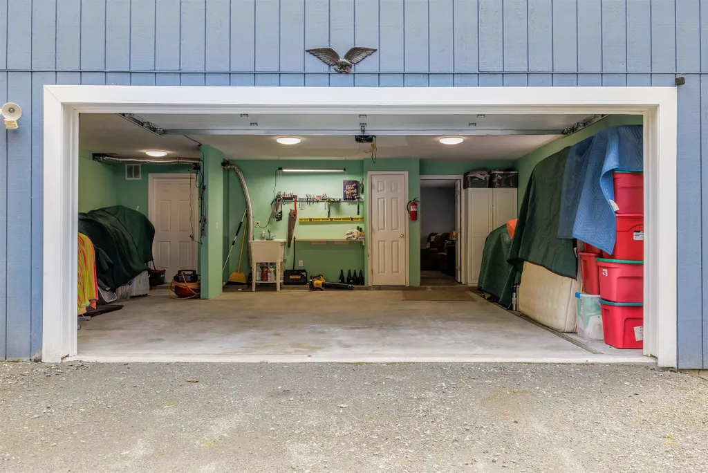 34 Shorewood Estates Road Unity NH 03773
