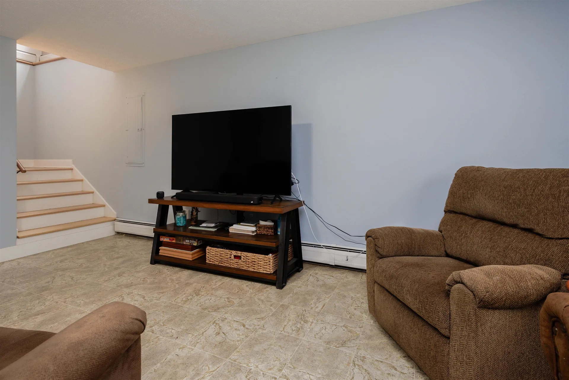 34 Shorewood Estates Road Unity NH 03773