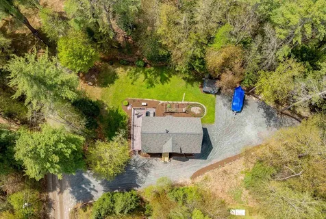 34 Shorewood Estates Road Unity NH 03773