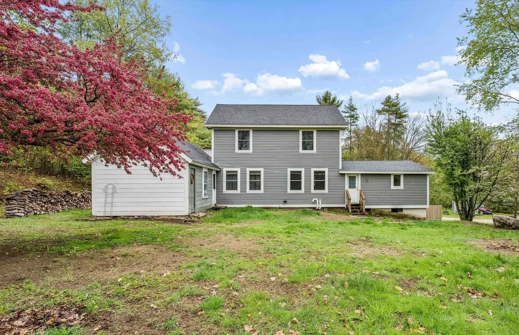 15 Eaton Avenue Bennington NH 03442