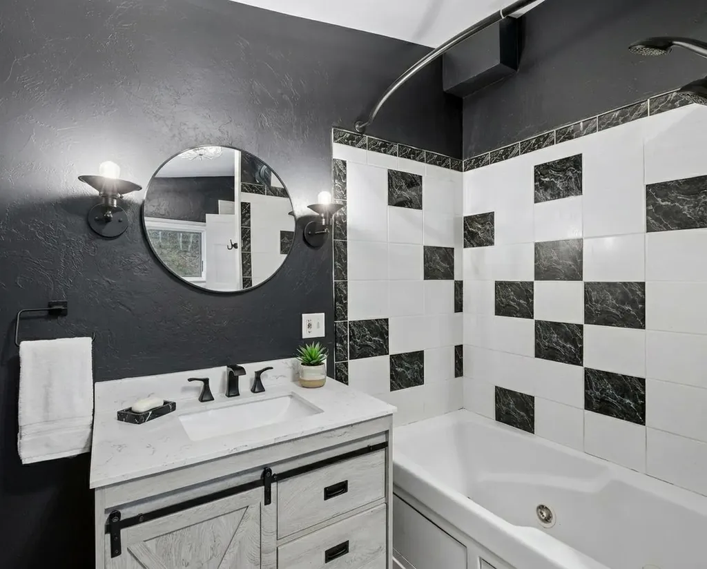 15 Eaton Avenue Bennington NH 03442