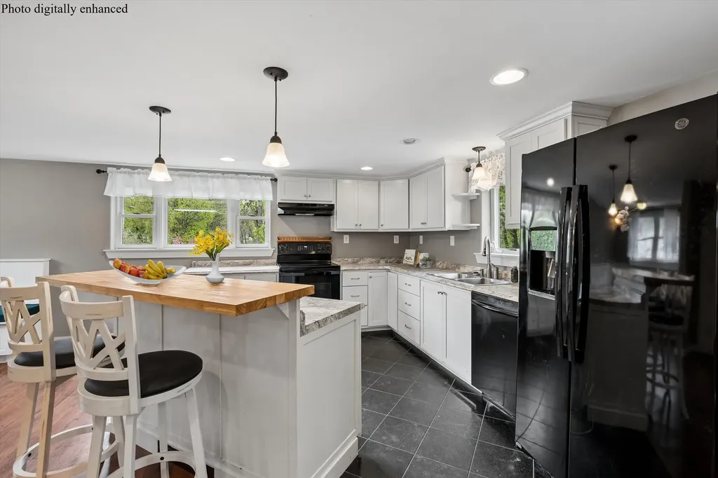 15 Eaton Avenue Bennington NH 03442