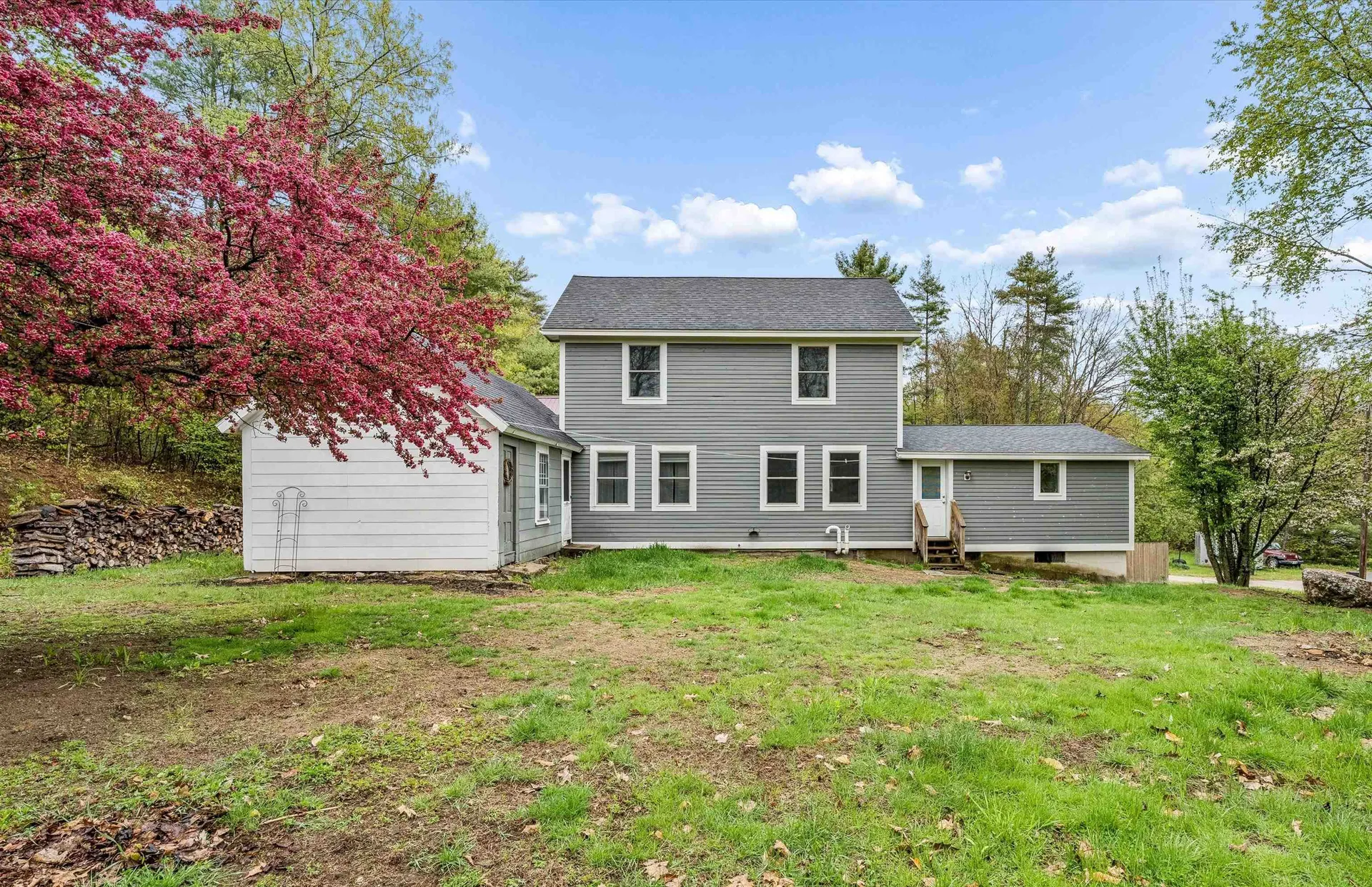 15 Eaton Avenue Bennington NH 03442