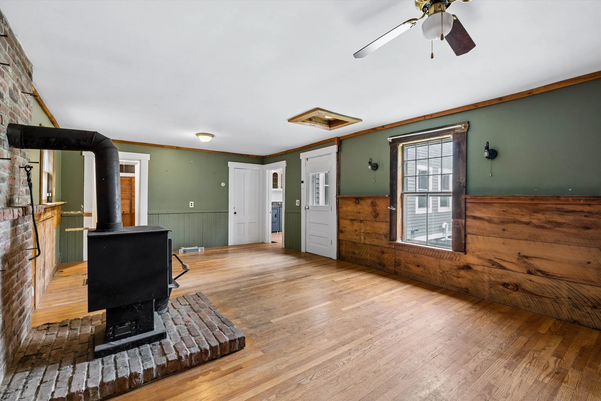 15 Eaton Avenue Bennington NH 03442