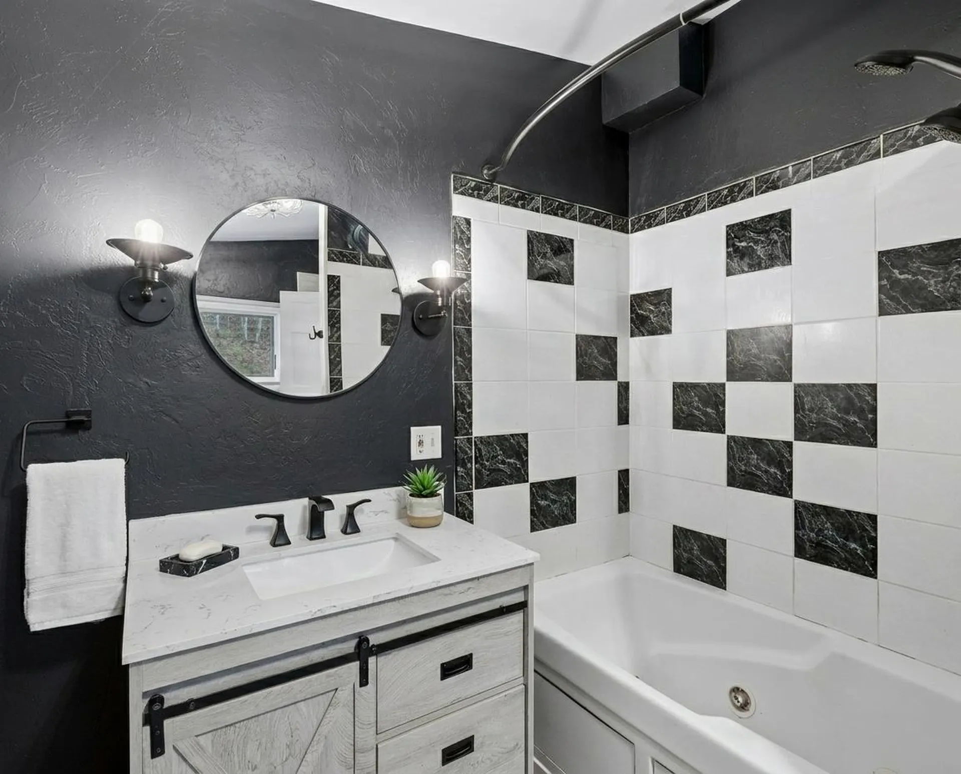 15 Eaton Avenue Bennington NH 03442