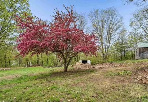 15 Eaton Avenue Bennington NH 03442