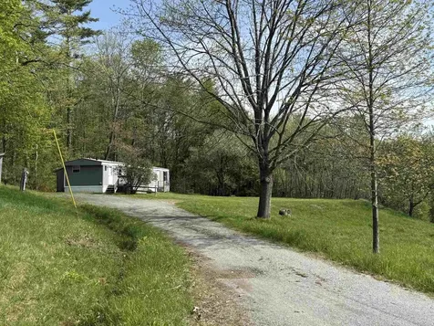 17-20 Orfordville Road Orford NH 03777