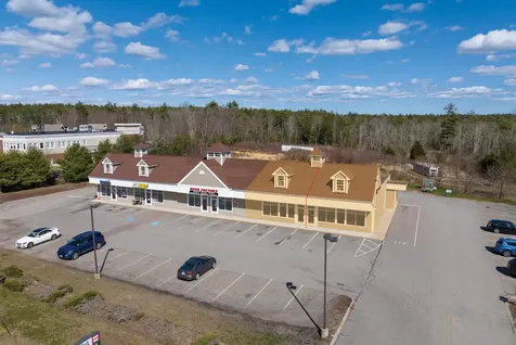 71 Calef Highway Lee NH 03861