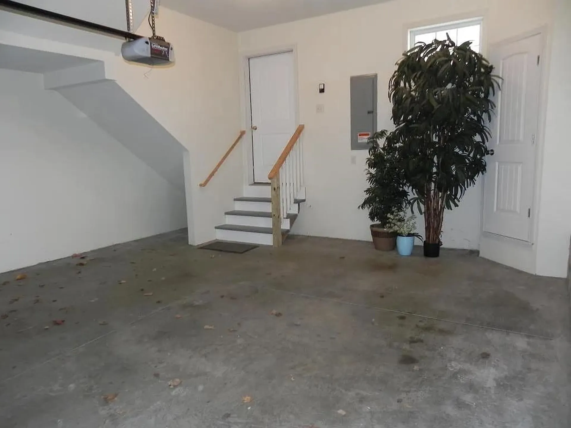5 Spring Street Newmarket NH 03857