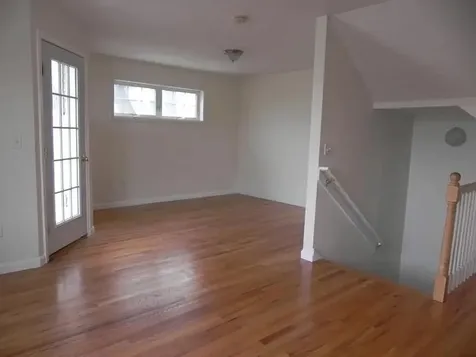 5 Spring Street Newmarket NH 03857