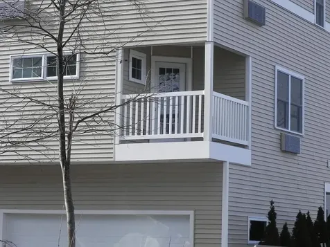 5 Spring Street Newmarket NH 03857