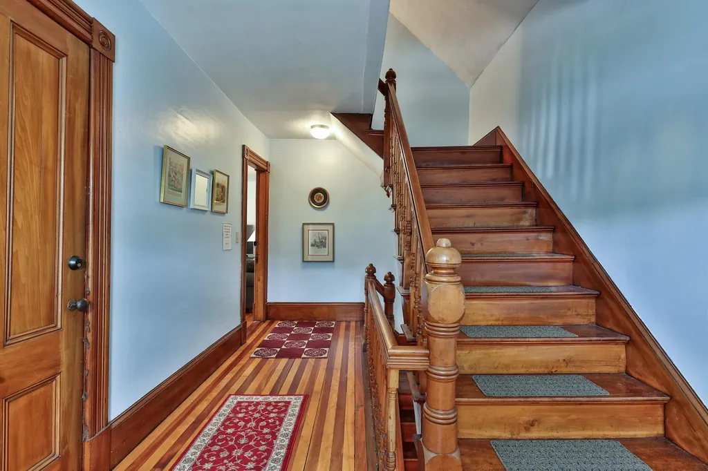 49 Pleasant Street Ludlow VT 05149