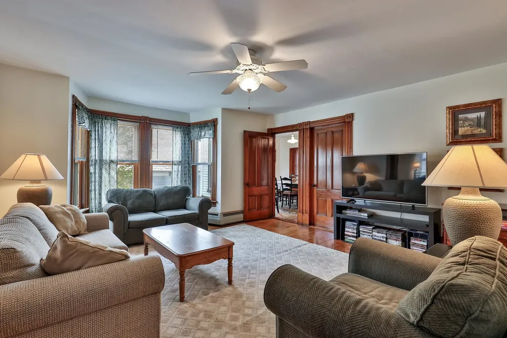 49 Pleasant Street Ludlow VT 05149