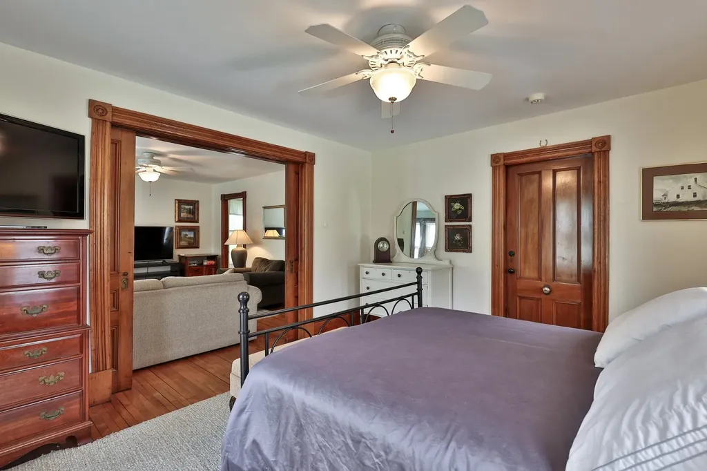 49 Pleasant Street Ludlow VT 05149