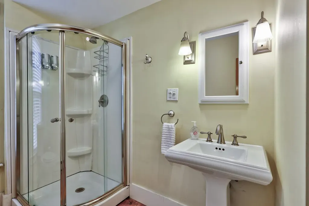 49 Pleasant Street Ludlow VT 05149