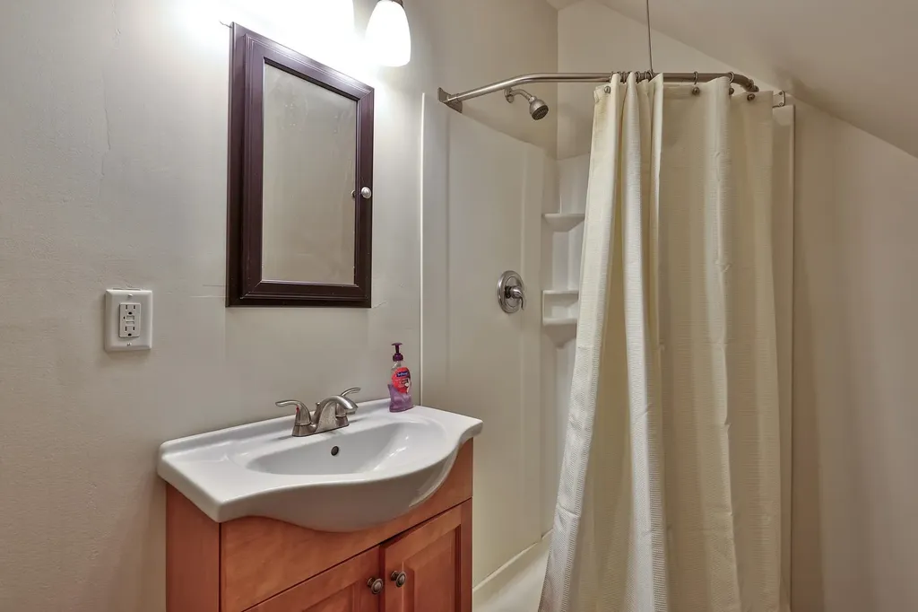 49 Pleasant Street Ludlow VT 05149