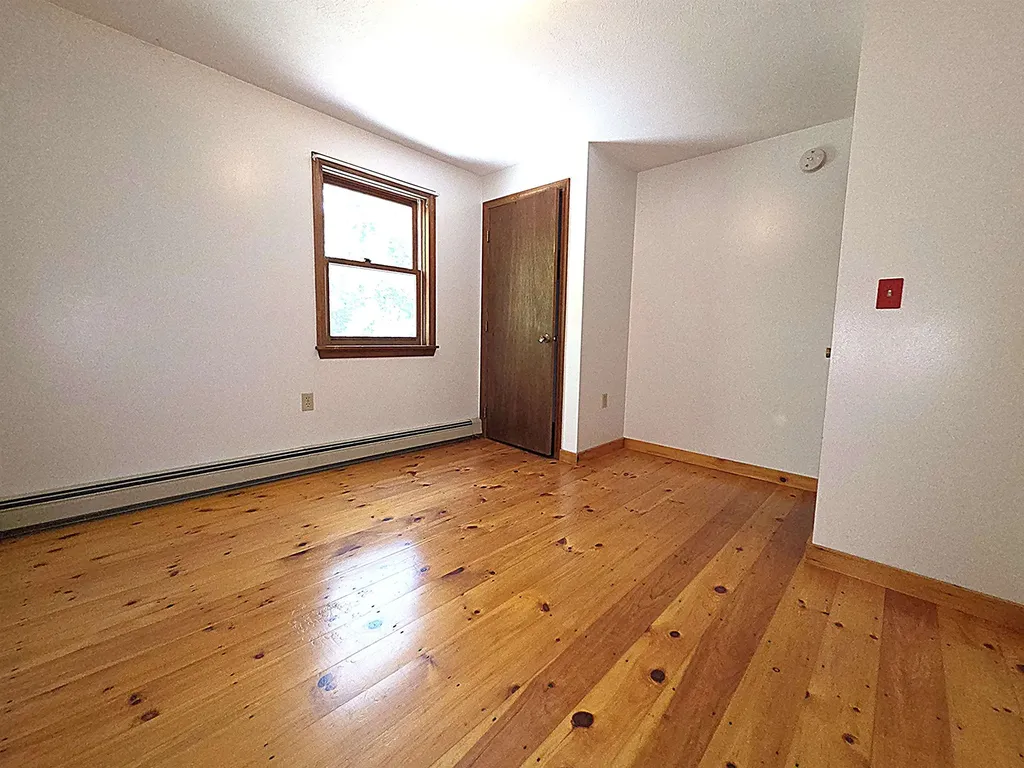 71 Myrtle Street Hillsborough NH 03244