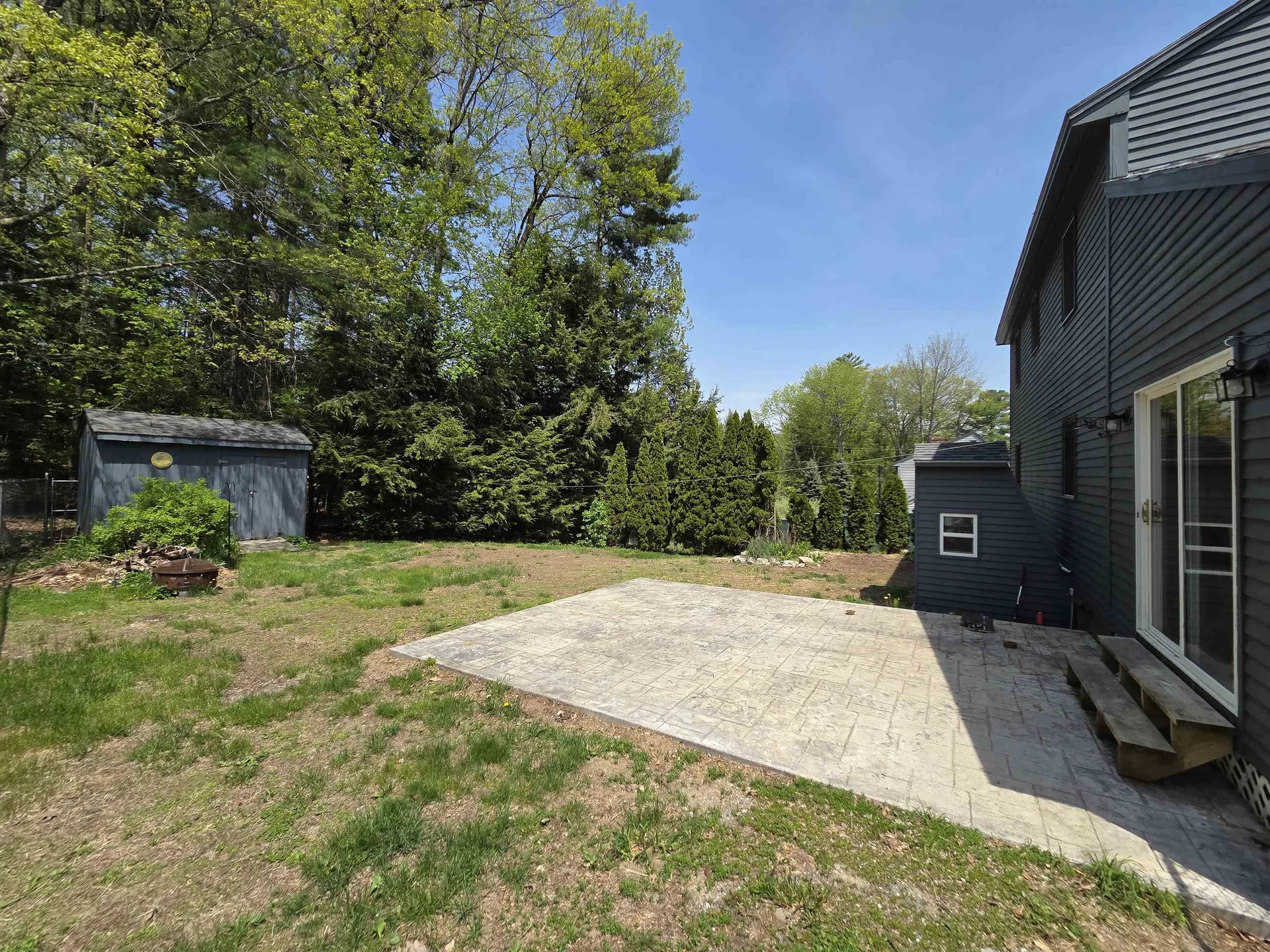 71 Myrtle Street Hillsborough NH 03244