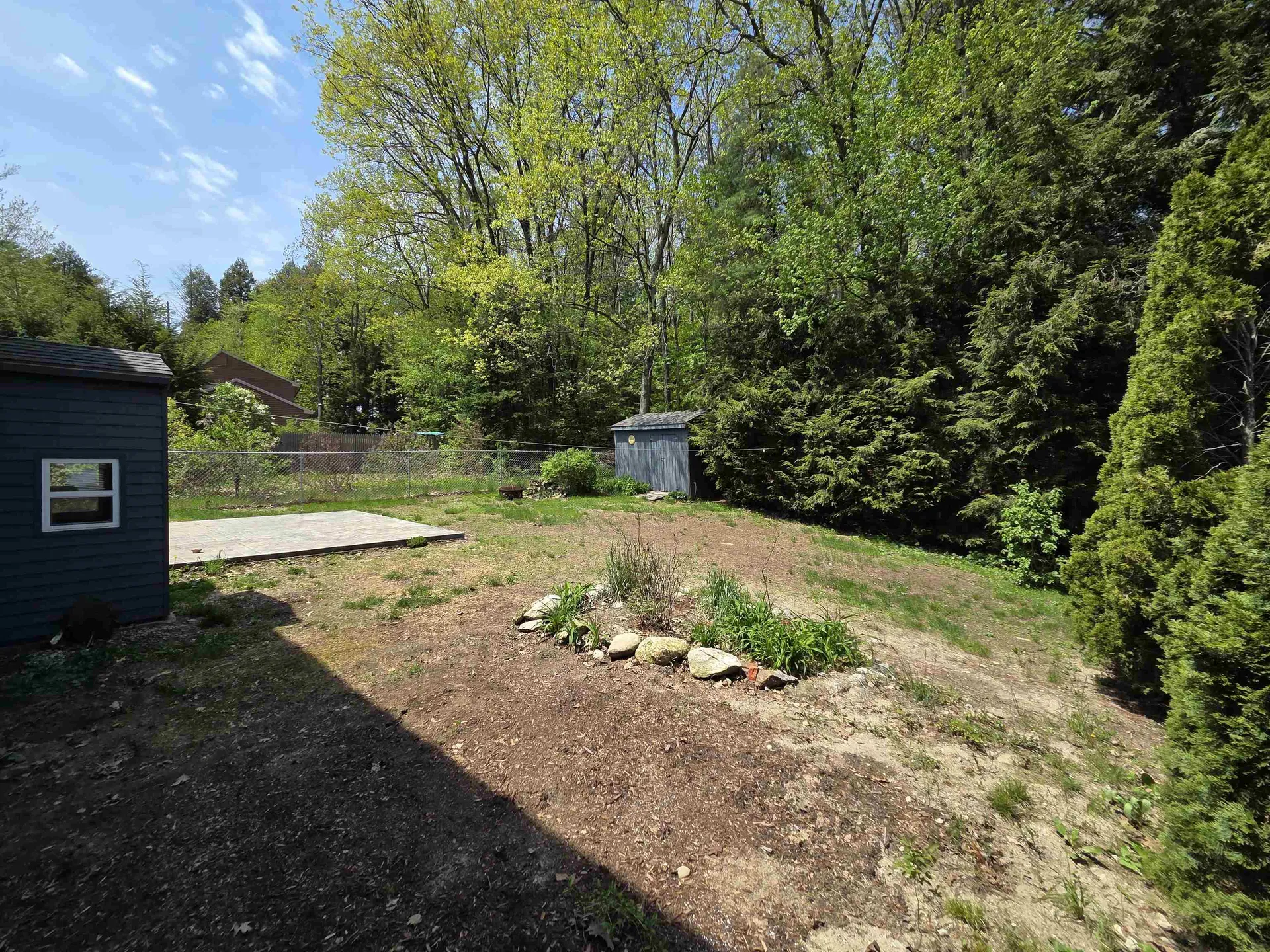 71 Myrtle Street Hillsborough NH 03244