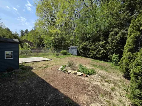 71 Myrtle Street Hillsborough NH 03244