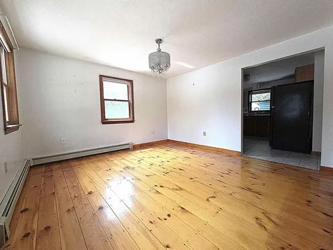 71 Myrtle Street Hillsborough NH 03244